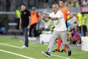 Masterclass Jose Mourinho Bawa Fenerbahce Kalahkan Lugano dalam Laga Hujan 7 Gol