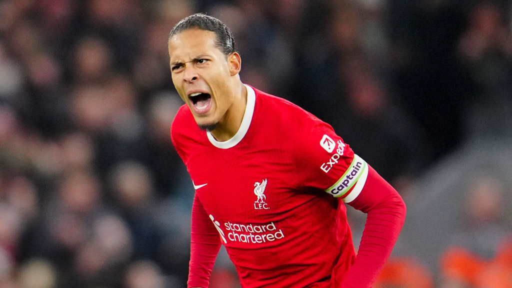 Liverpool siap berpisah dengan Virgil van Dijk dan menuntut uang tebusan sebesar itu